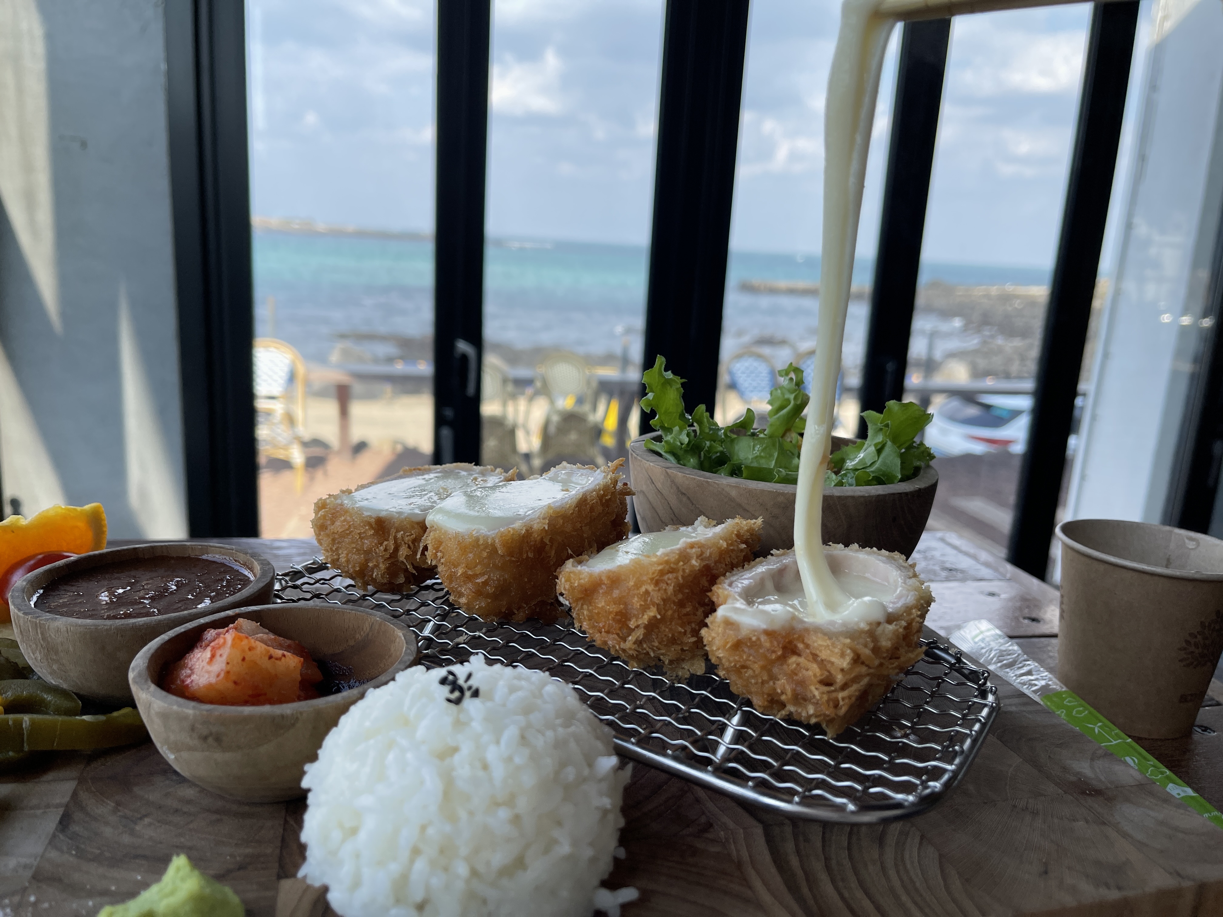  [제주도 우도 맛집] 우도에서 뷰가 좋은 돈까스 맛집 "온오프"