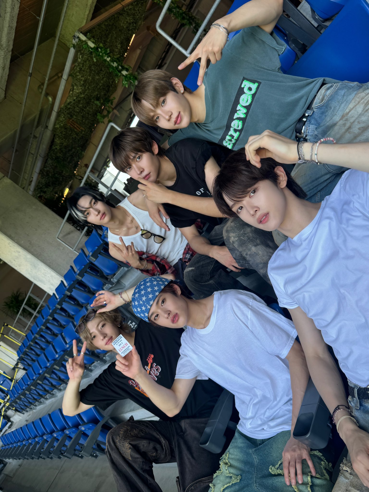 20240818썸머소닉오사카트위터공계가족사진