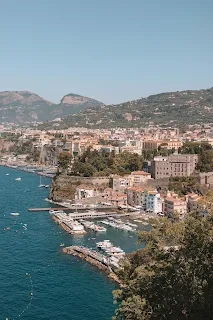 The Best Day Trips from Naples: Pompeii, Amalfi Coast, and Beyond