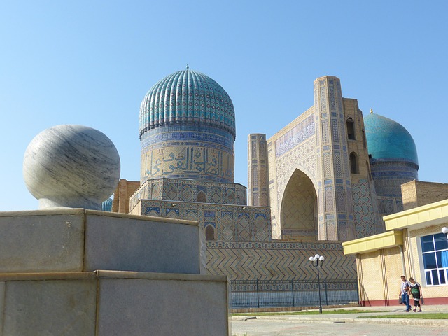 비비하눔 모스크 (Bibi-Khanym Mosque)
