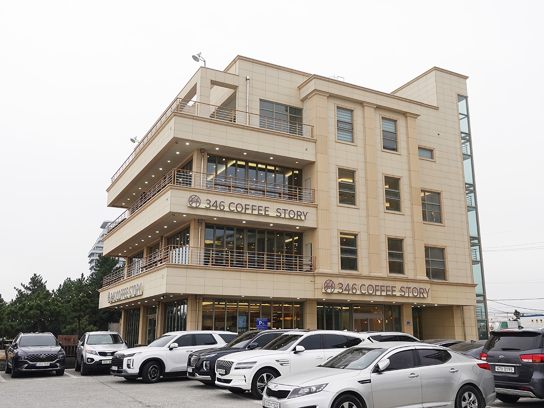 기차로 가는 강릉여행 강릉바닷가 카페 346 COFFEE STORY 맛집 카페 탐방 데니 블로그