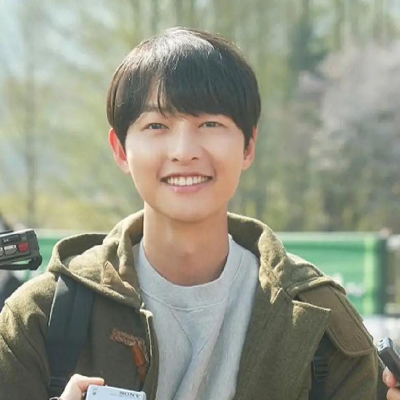  송중기 열애 소식 및 재벌집 막내아들 시청률 1위
