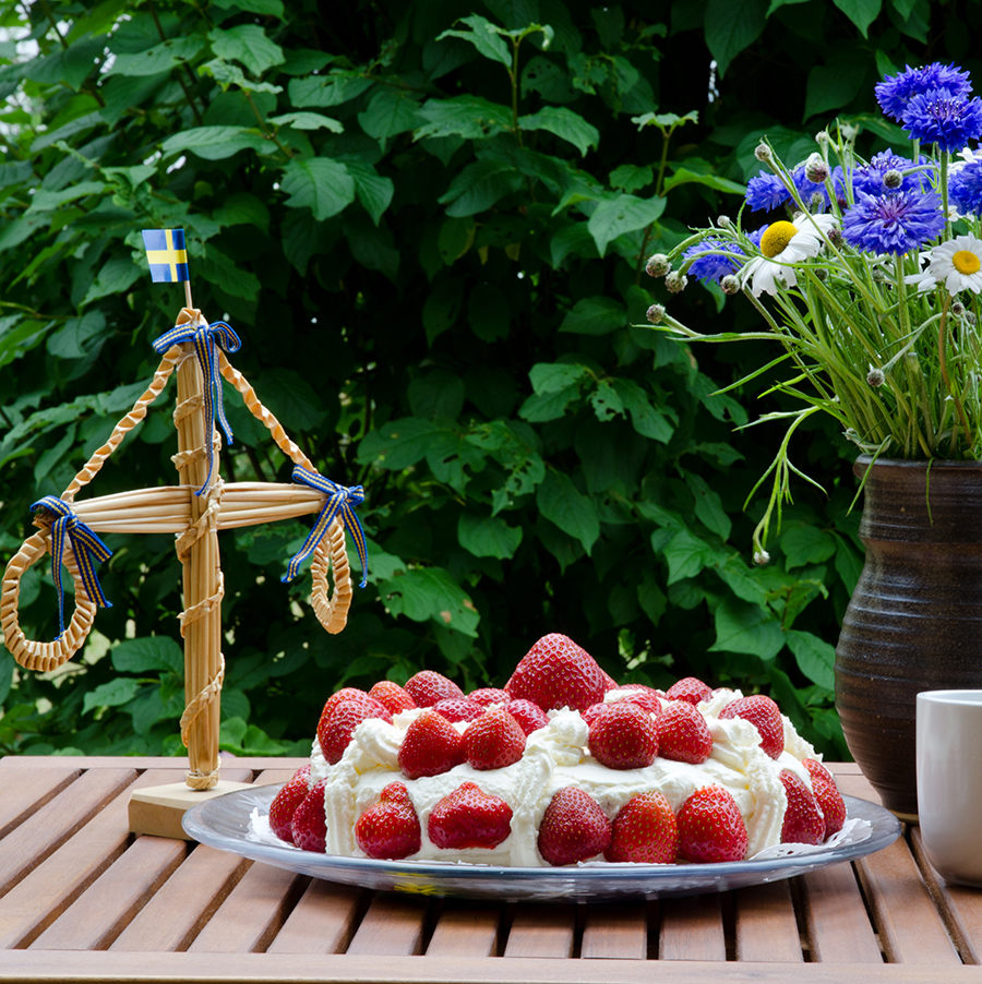 스웨덴 딸기 케이크