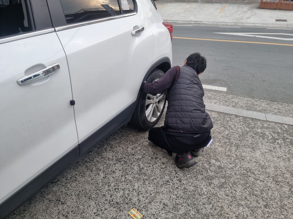 창원 동읍 타이어 교체 정비소 싼 곳 DK모터스