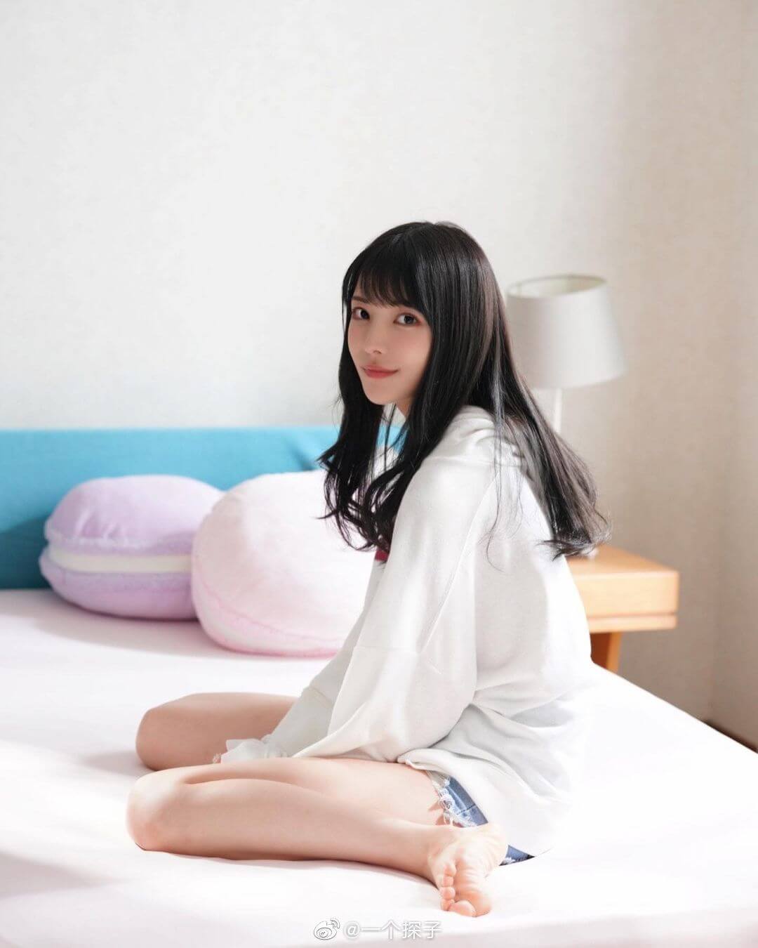  잊지 못할 완벽했던 그녀, 카에데 카렌 Karen Kaede 楓カレン