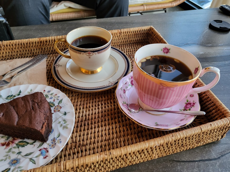 핸드드립 빠빠에피에서 맛있는 커피와 디저트를~ 20