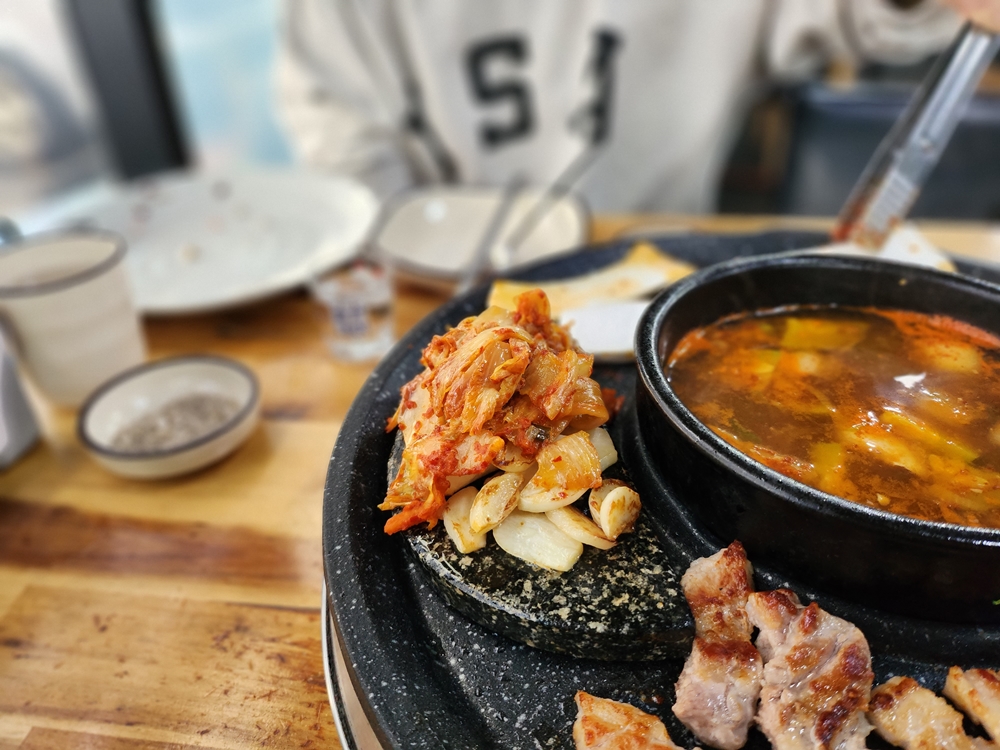 통뼈 감자탕 이미지
