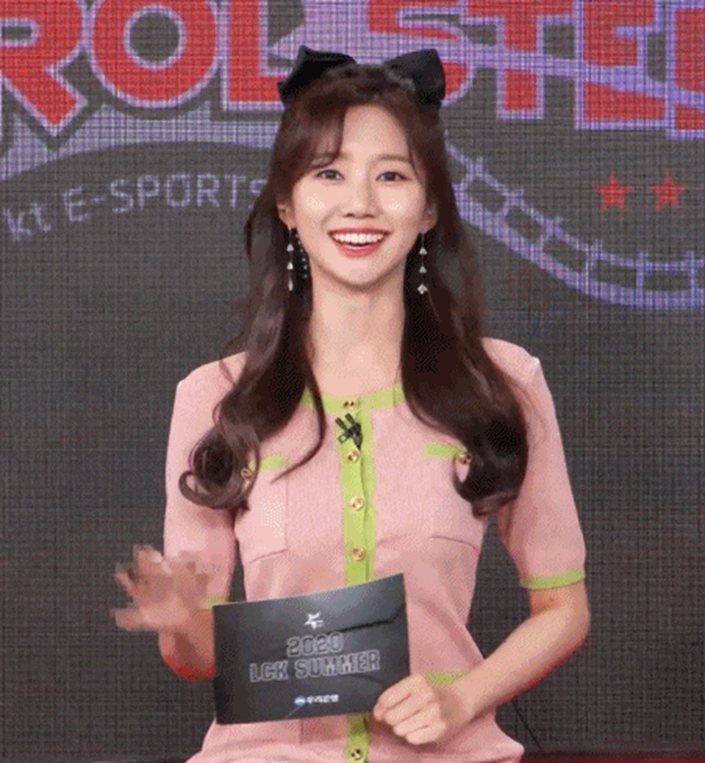 아나운서 드레스
