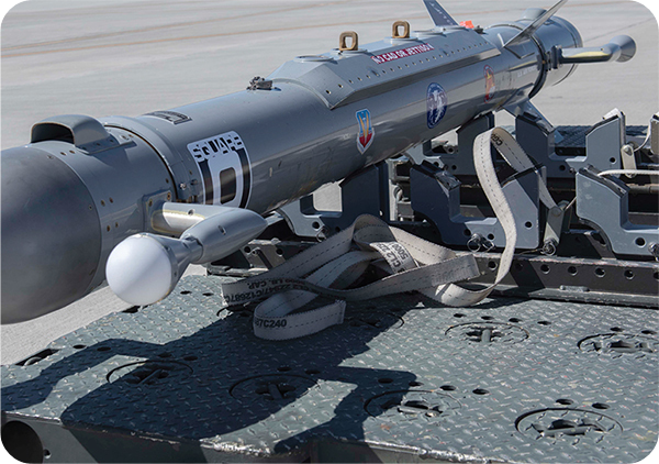  MQ-9A에 장착을 완료한 ANGRY KITTEN EA Pod