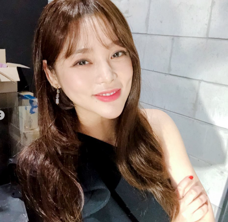  배우 박시연 사주없이 보는 관상 (입술밑점, 입술점, 왜 자꾸 올라오냐고요?)