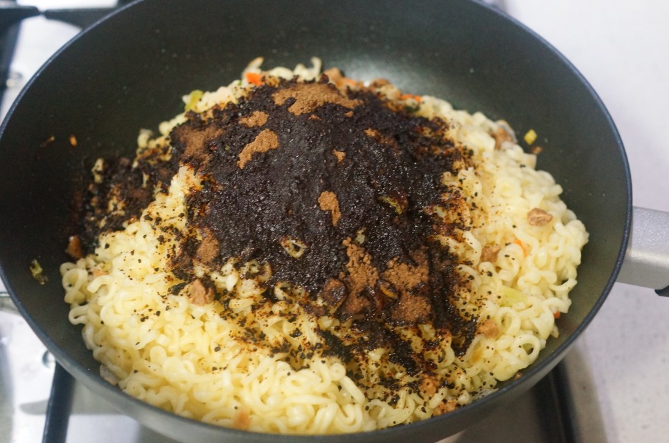 짜파게티 맛있게 만드는 법, 짜개치 조합과 상추쌈을 먹는 주말 요리 15