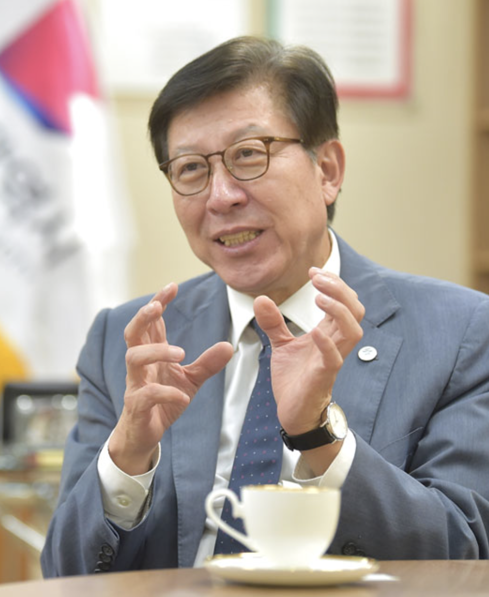 박형준9