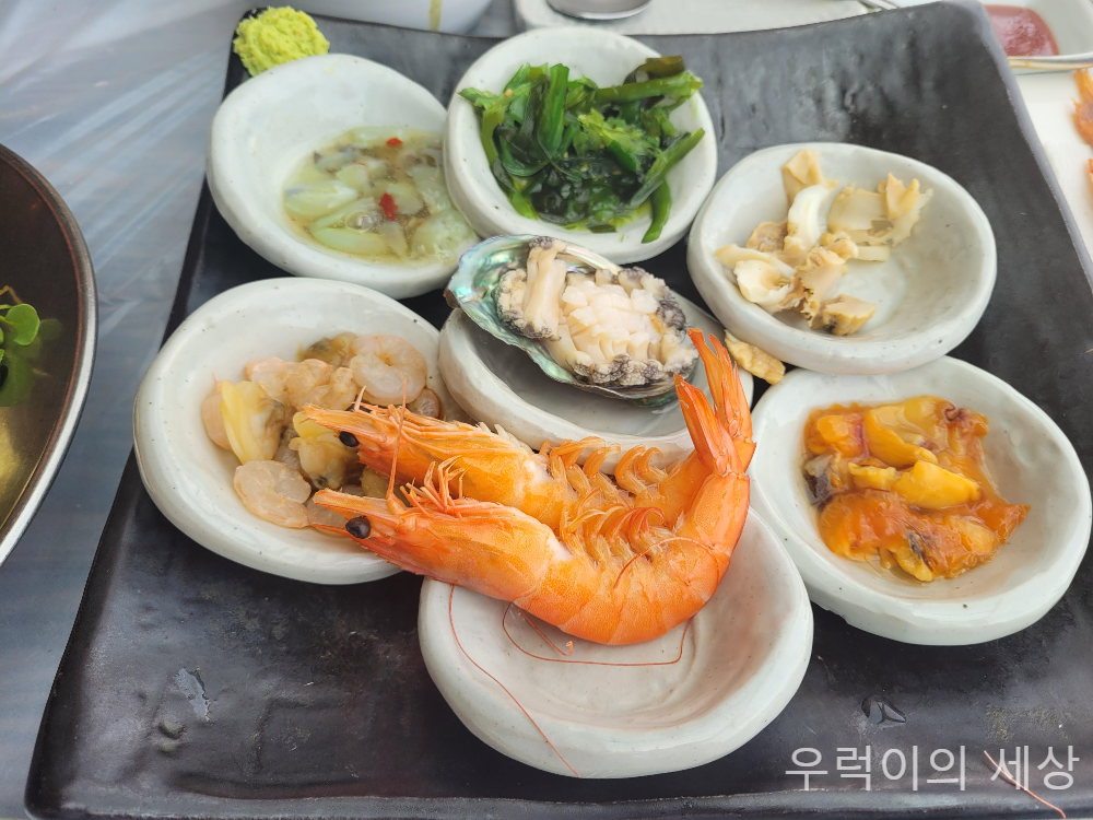 경포대 건도리횟집 모듬회 기본반찬