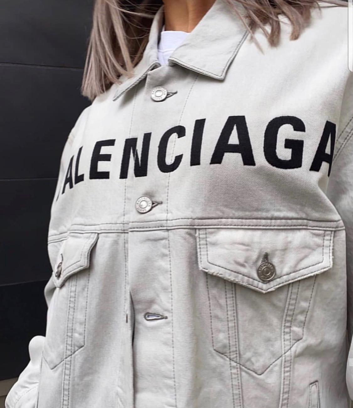  [BALENCIAGA] 발렌시아가 프론트 로고 데님 자켓 594424 TGW22 1196