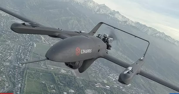 미 육군&#44; 의약품 전달 드론 시험 VIDEO: US Army tests drones to deliver medical supplies in battlefield