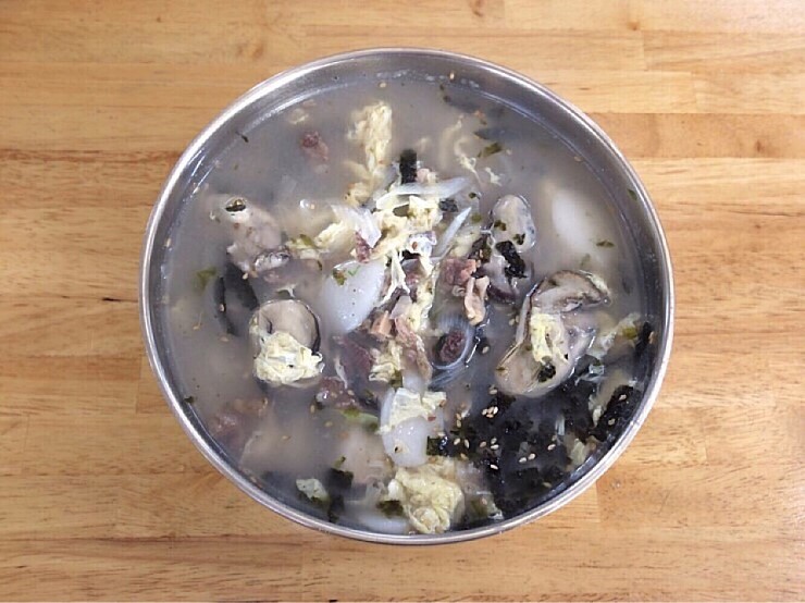  떡국 삼색삼미(三色三味)