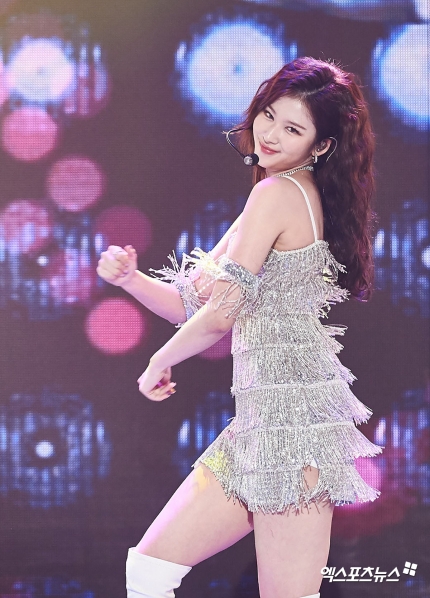  트와이스 사나 '새침한 미소'