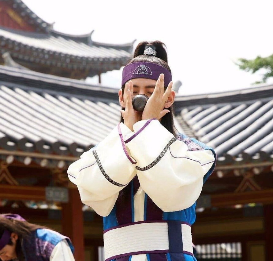  양념치킨 먹고 콜라 마실 때