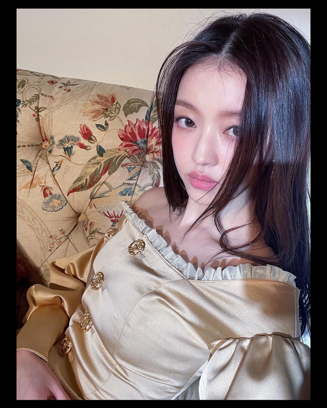 오마이걸 유아(유시아) Real Love 앨범 화보 사진과 셀카