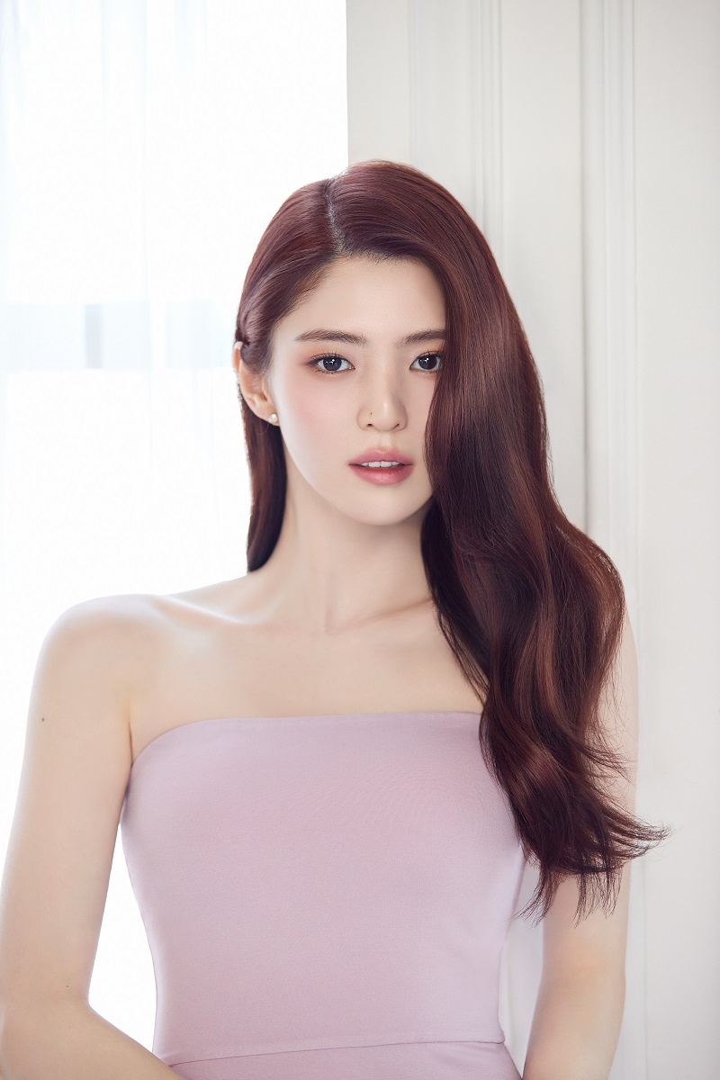 국민여배우 한소희 출생 및 커리어 알아보기