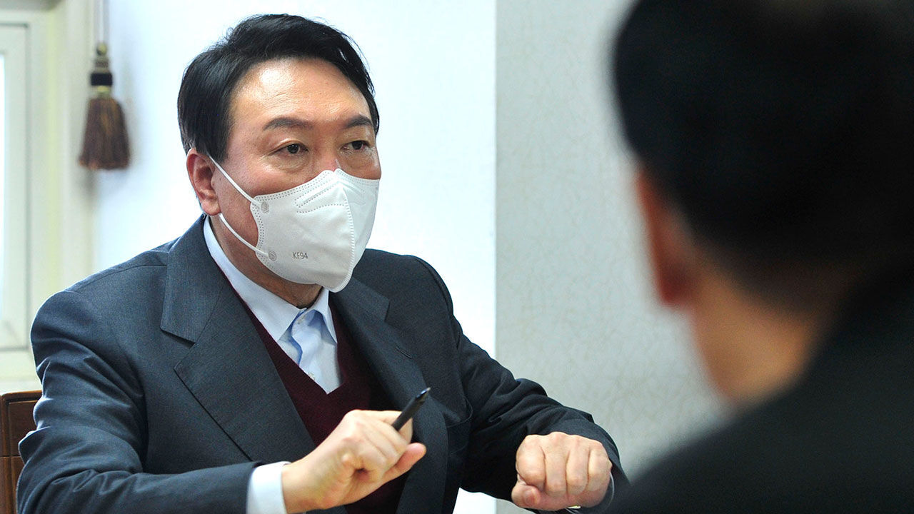  윤석열 소송 각하? 무슨일?? - 조국 전 장관 사과요구 시사
