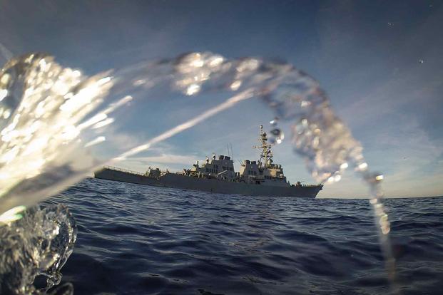 미&nbsp;군함&#44;&nbsp;&nbsp;이스라엘&nbsp;겨냥&nbsp; 예멘반군&nbsp;발사&nbsp;미사일&nbsp;3기&nbsp;요격 ㅣ 시리아&#44;&nbsp;미군기지&nbsp;드론&nbsp;공격...부상자 발생 VIDEO: US warship in Red Sea intercepts 3 missiles fired from Yemen...ㅣ Drone attack on US military base in Syria causes minor injuries...