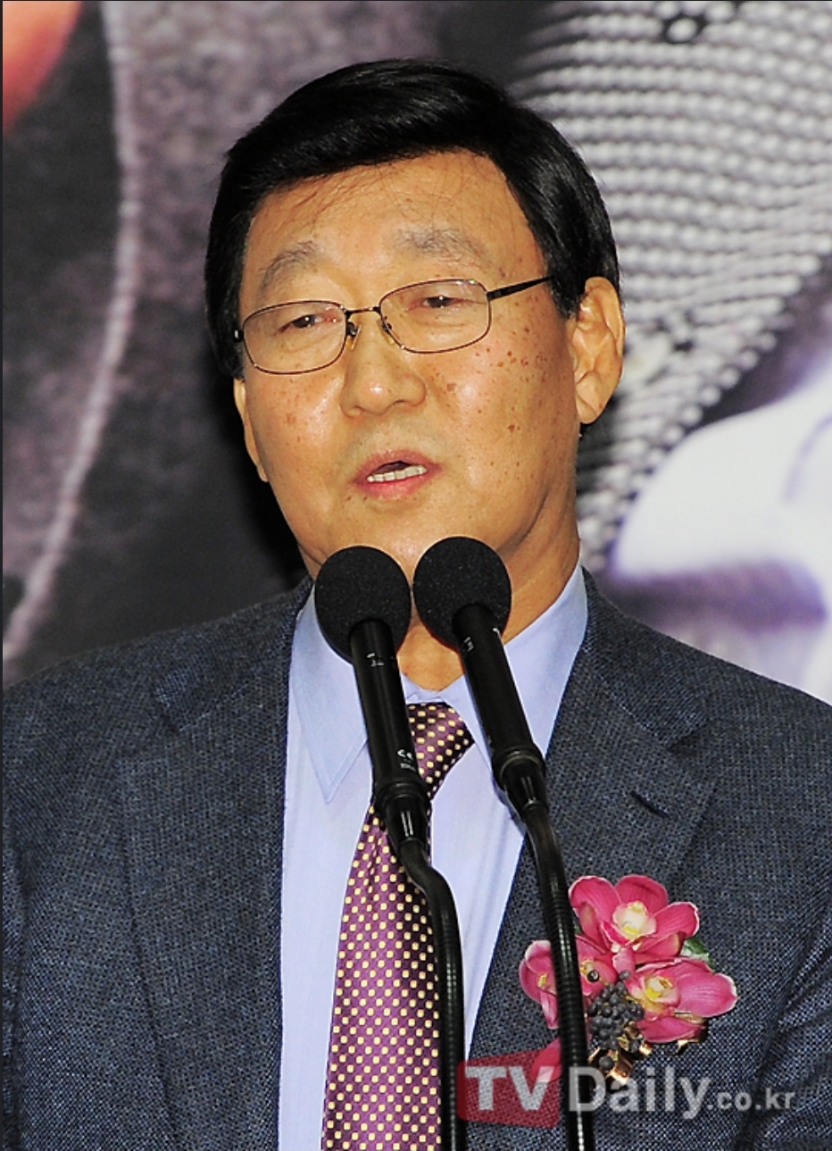  가요무대 김동건 아나운서 유서사건