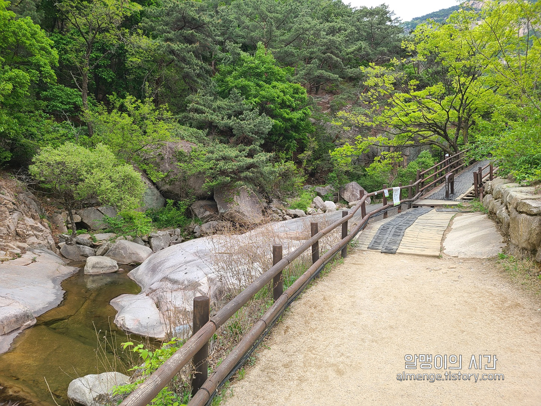 북한산 등산코스 - 초보도 갈 수 있는 원효봉 코스 (+주차, 시간) - undefined - 4. 북한산 등산코스 - 원효봉 코스 안내 북한산 등산코스 - 초보도 갈 수 있는 원효봉 코스 (+주차, 시간) - undefined - 4. 북한산 등산코스 - 원효봉 코스 안내