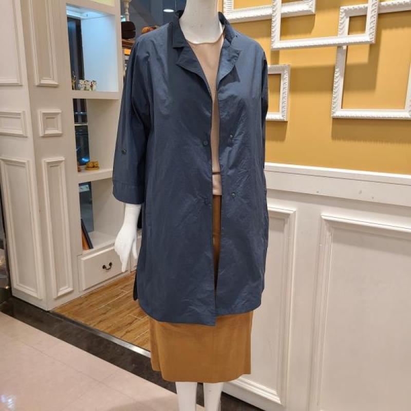 BCBG비씨비지여름틴업트렌치코트