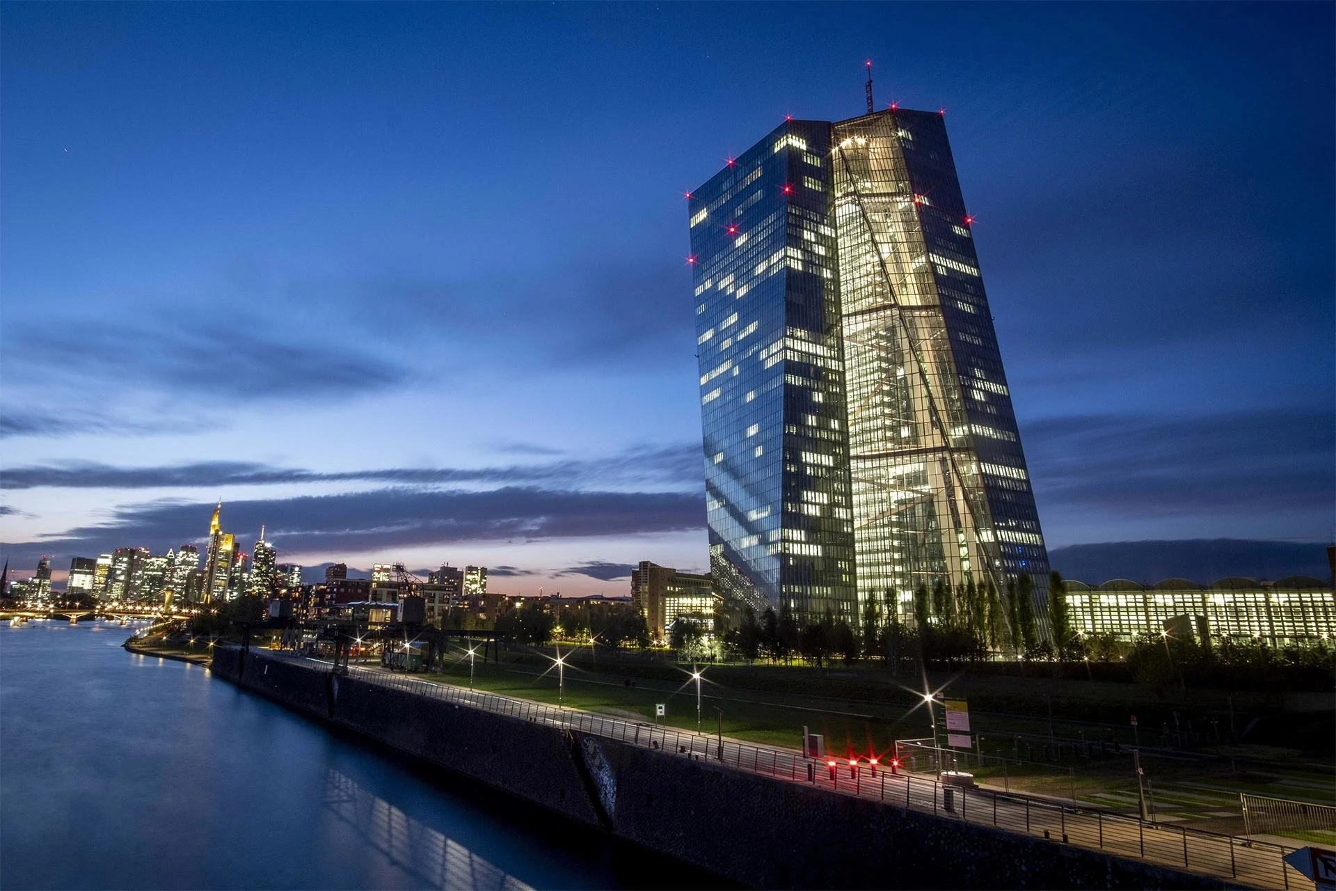 유럽중앙은행(ECB&#44; European Central Bank) 금융안정 리스크 경고