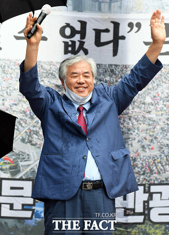  [사랑제일교회 사태, #2] 19일 상황 모아보기 (600명↑, 포복 탈주, 전국해수욕장 폐쇄, 에버랜드 폐쇄, 경기도 마스크 의무화, 스벅야당점, 거리두기3단계, 빌게이츠)