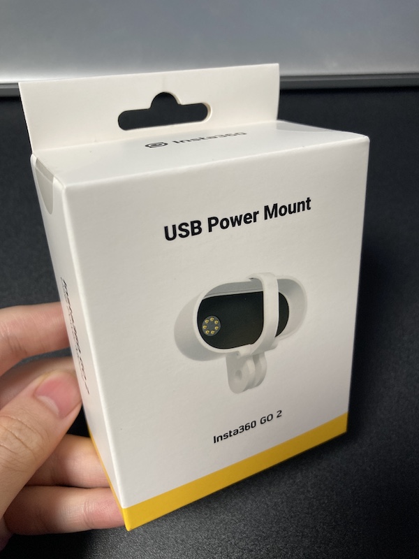 인스타360-GO2-USB-Power-Mount-상자