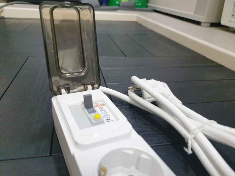 대용량이라 마음이 놓여요! 고용량멀티탭 고전력 12