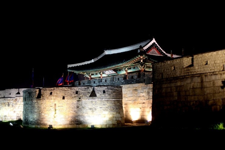 창룡문