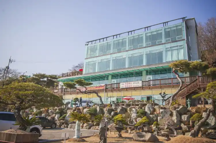 지중해 카페 가게 전경