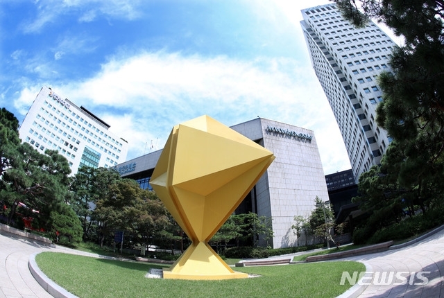  유일로보틱스, 코스닥 상장 첫날 '따상' 성공
