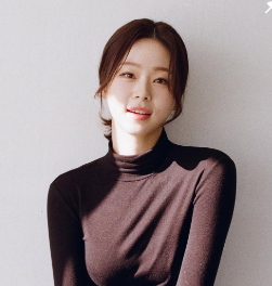 대한민국 대표 공영방송 KBS 부산의 얼굴로 자리매김하고 있는 정재희 아나운서는 2021년 광주방송에서 리포터로 활동하며 ...