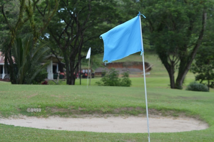  마나도 골프 -  Wenang Golf Course