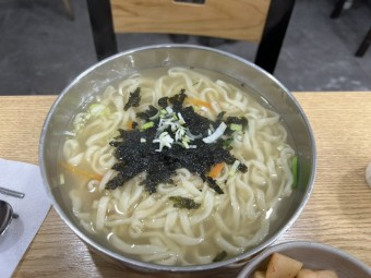 4000원 칼국수