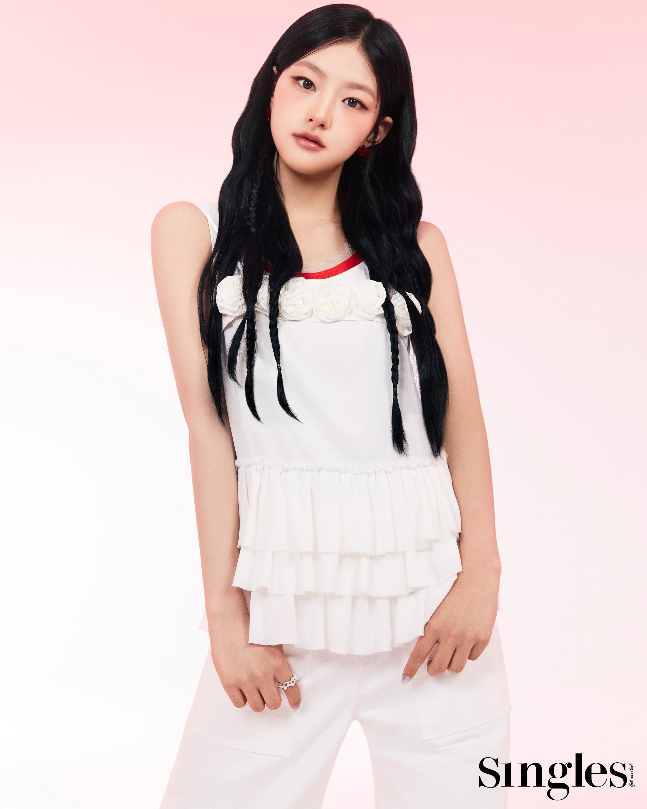 키스 오브 라이프 싱글즈 2024 화보 6