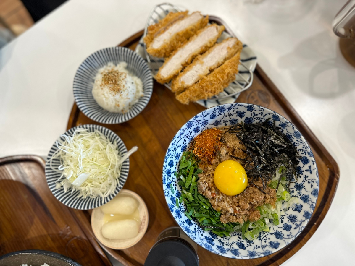  남포동맛집 - 남포동 데이트 점심으로 먹기 좋은 돈까스 맛집 '백소정'