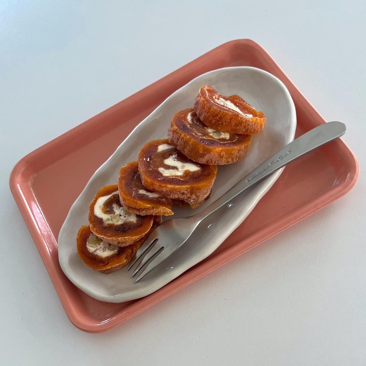 너의안-호두-크림치즈-곶감말이