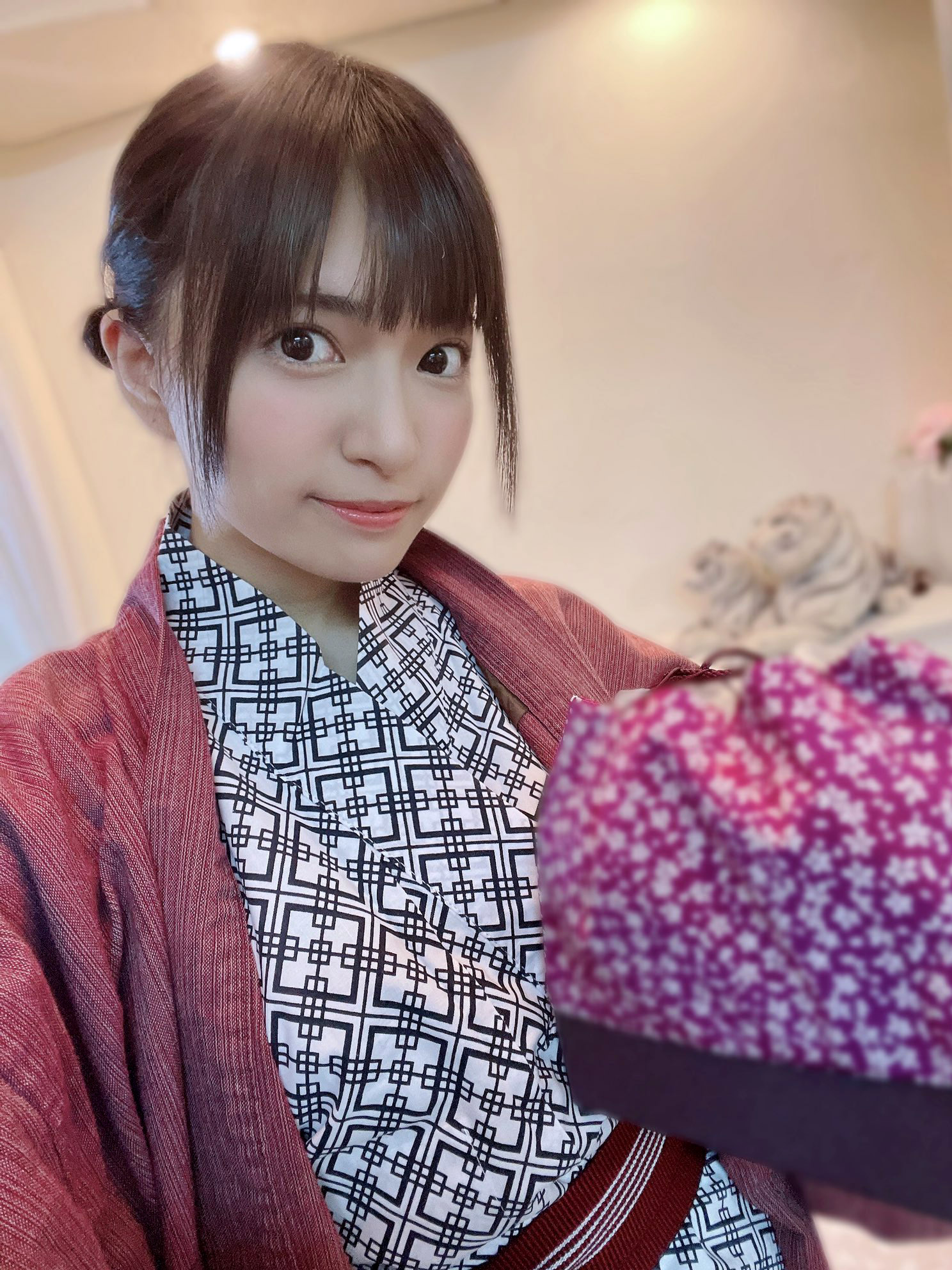 네오_아카리_Akari_根尾あかり