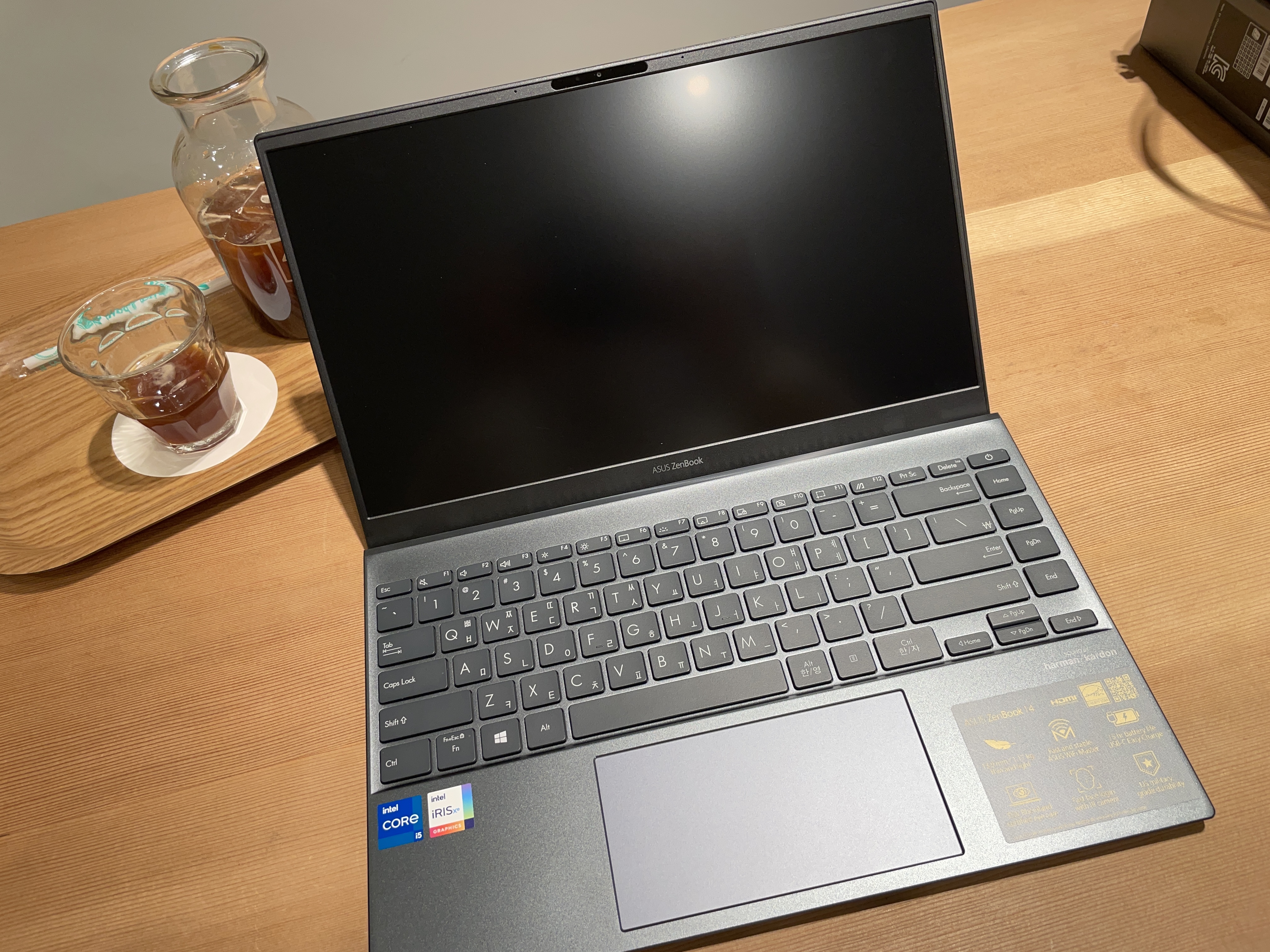  ASUS 젠북14 (UX425EA-BM117) 개봉기