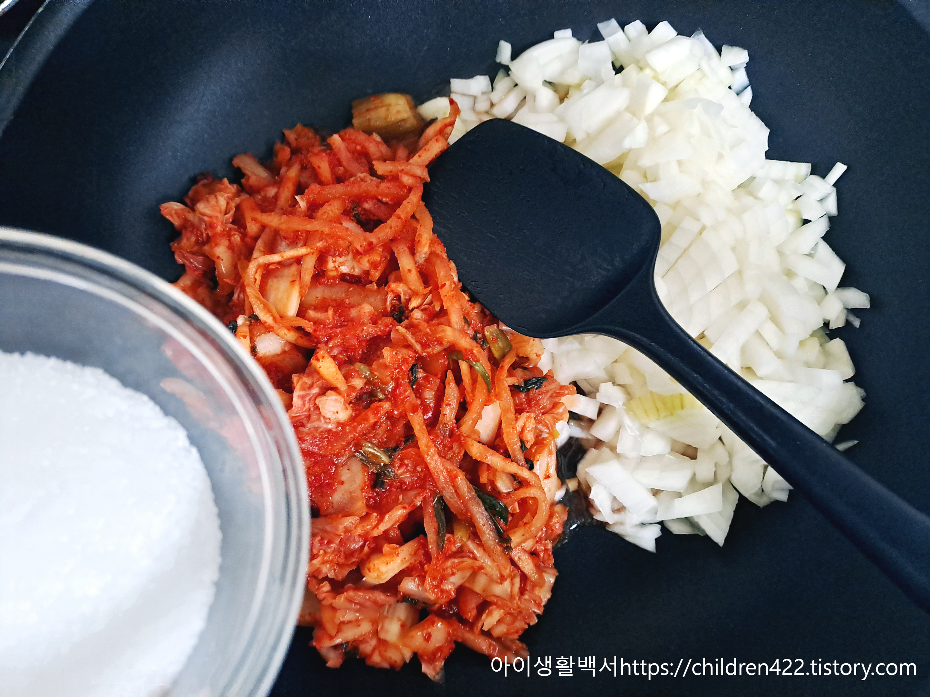 미원이나 치킨스톡 넣기