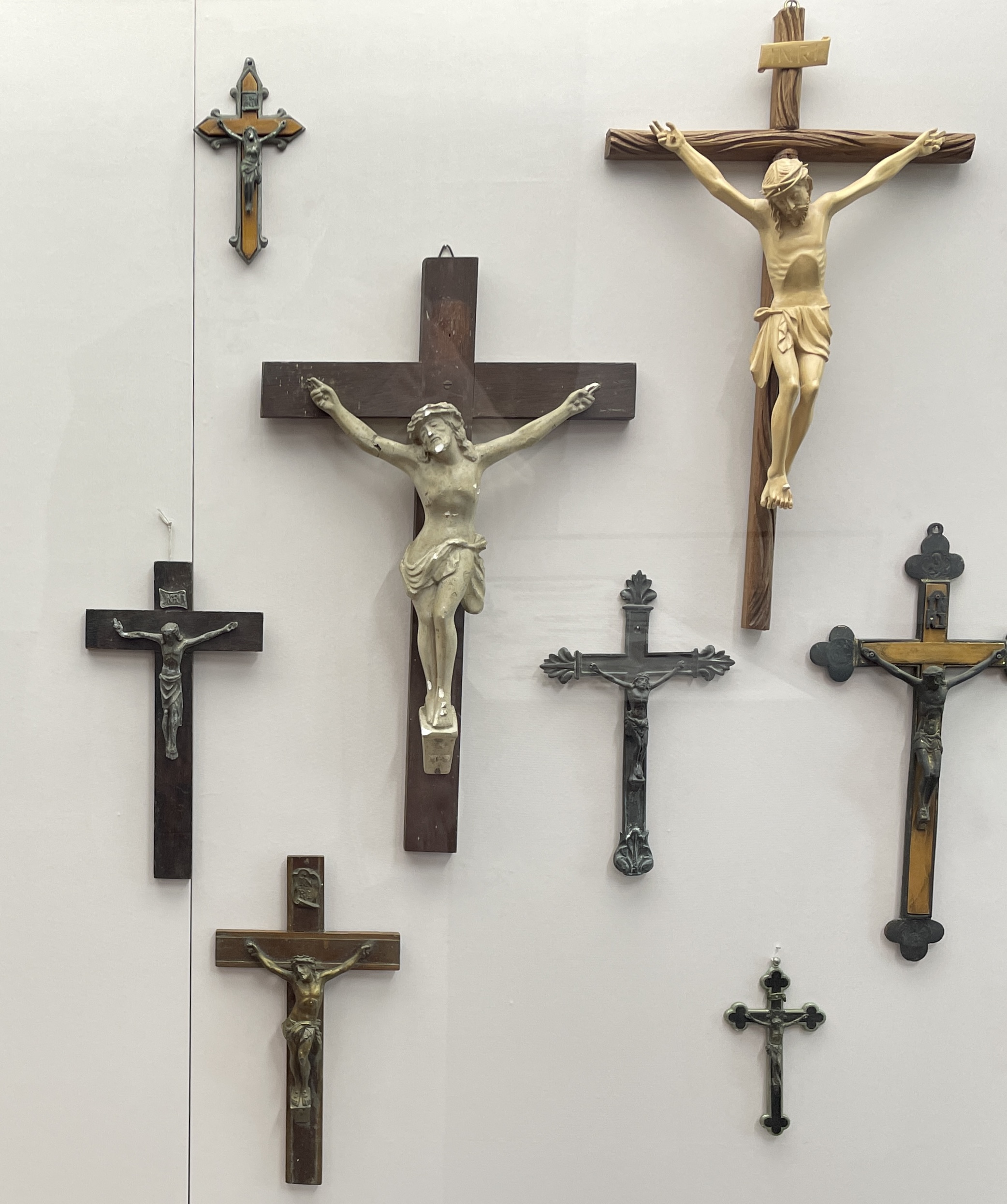 십자가 종류와 그 유래 (Types and origins of crosses)