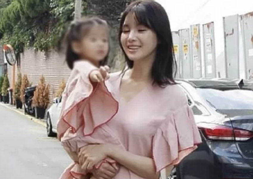 '부자 남편 만났다고 신나하더니..' 남편이랑 위장 이혼하고 사기치고 다니는 여배우 수준