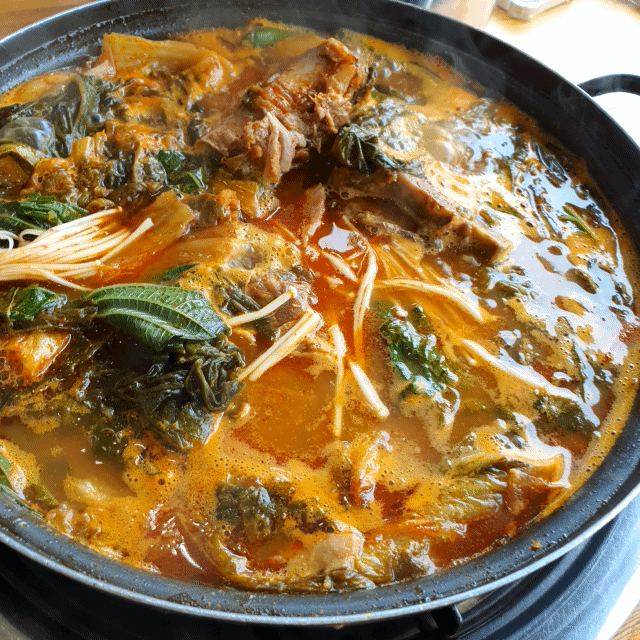  [창원맛집] 다경감자탕 솥뚜껑삼겹살- 이름은 좀 그렇지만 감자탕 맛집!!(창원 성주동, 경상대병원인근 맛집)