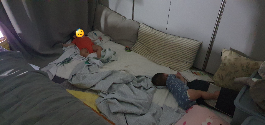 245일 아들 셋 아빠의 육아일기, 와이프는 쌍둥이 재우는데 도사! - undefined - 2023년 07월 25일, 22:09 245일 아들 셋 아빠의 육아일기, 와이프는 쌍둥이 재우는데 도사! - undefined - 2023년 07월 25일, 22:09