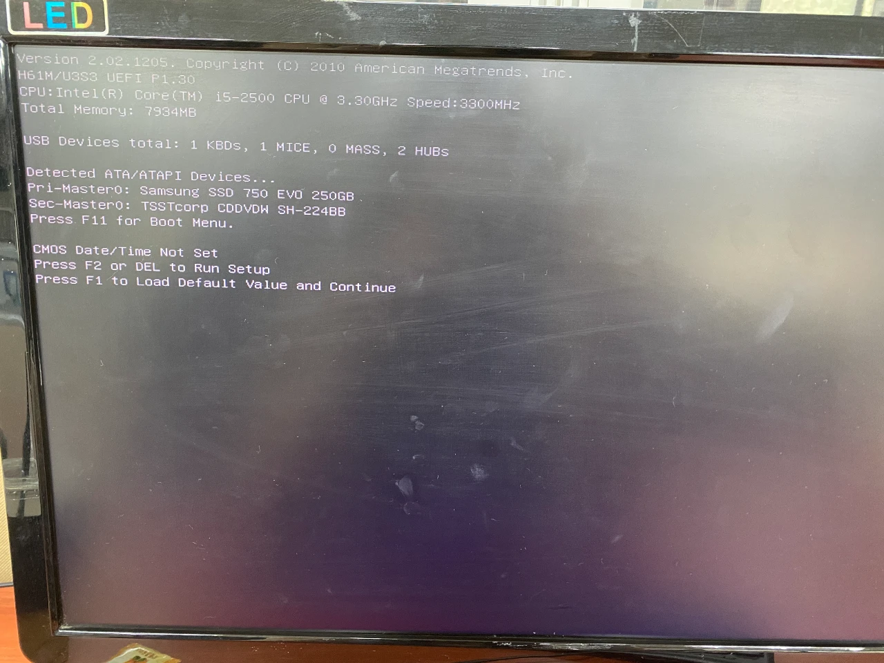 PC 모니터 검은 화면